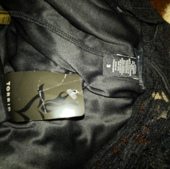 NWT Torrid Lace Sleevless Top - Picture 8 of 11